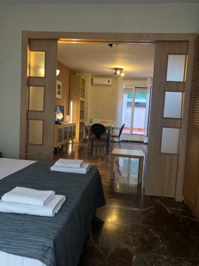 Constitucion Suite Confort D Granada Eksteriør bilde